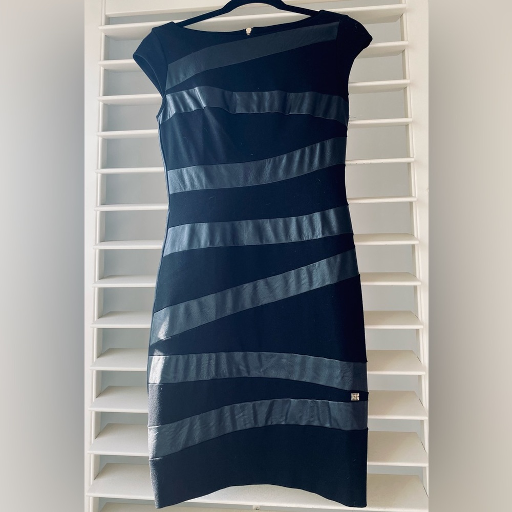 Gil Santucci Black Bodycon Dress